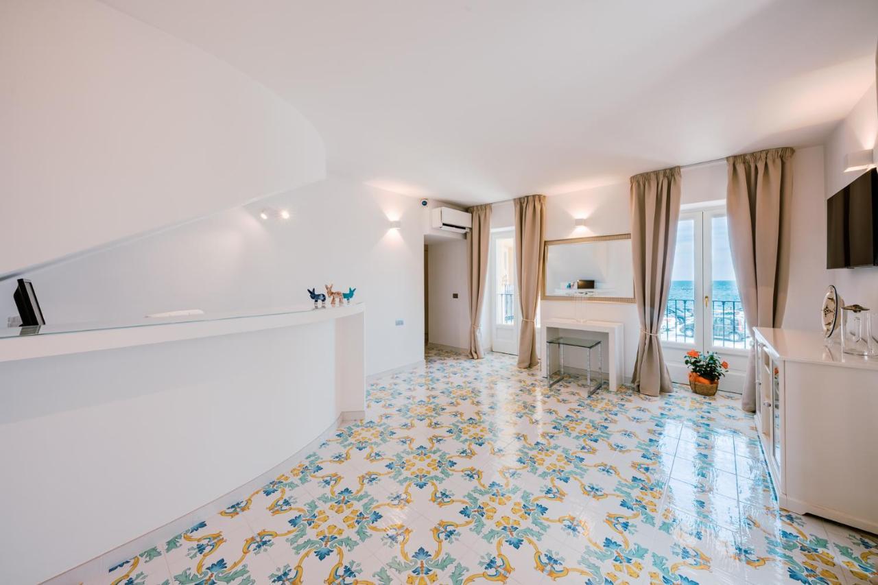 Beb Palazzo Mancini Bed & Breakfast Minori Exterior foto